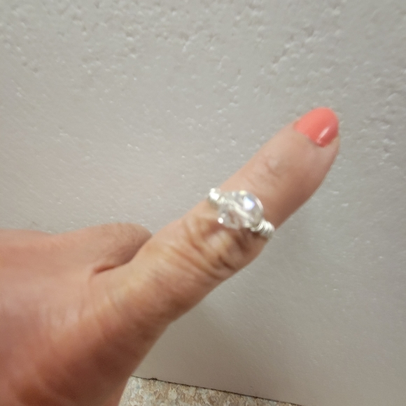 Silver and Clear Crystal Bead Ring - Picture 7 of 9